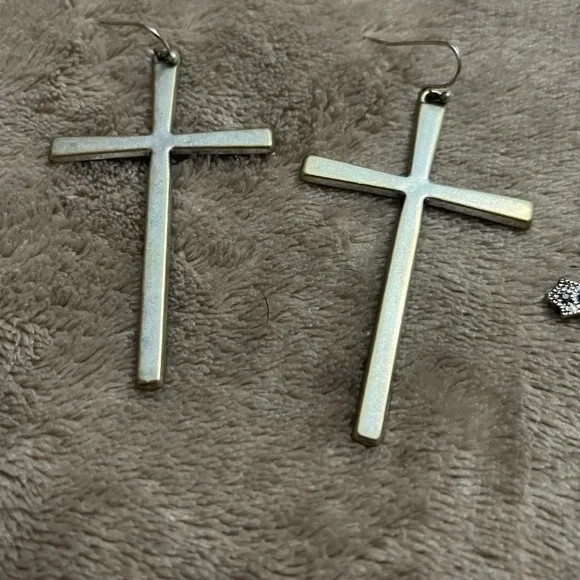 Lot of Religious Jewelry Bundle Silver Crosses - Picture 5 of 9